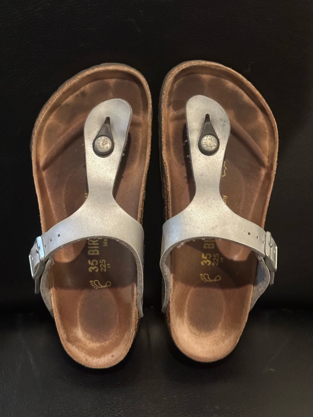 Birkenstock Gizah sandals in silver